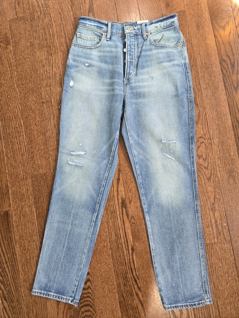Lucky Brand High Rise Mom Jeans Size 8 or 29
